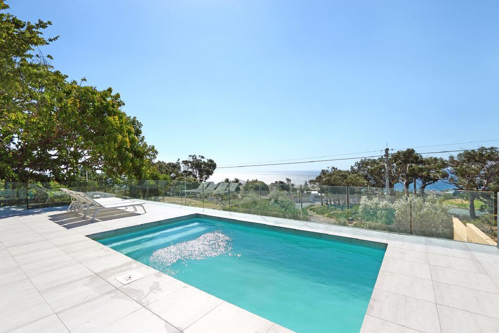Valtameri By Totalstay Camps Bay Extérieur photo